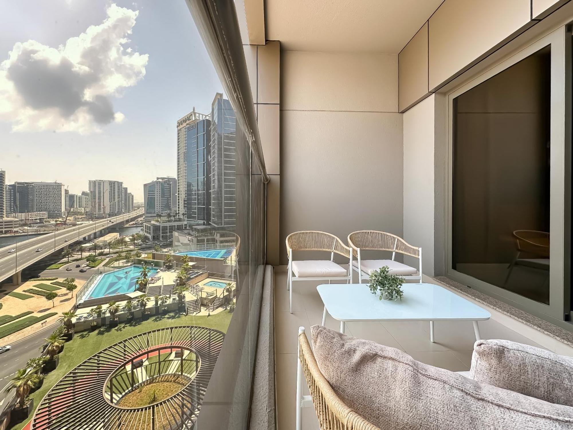 Trophy - Downtown Scape Views Apartment