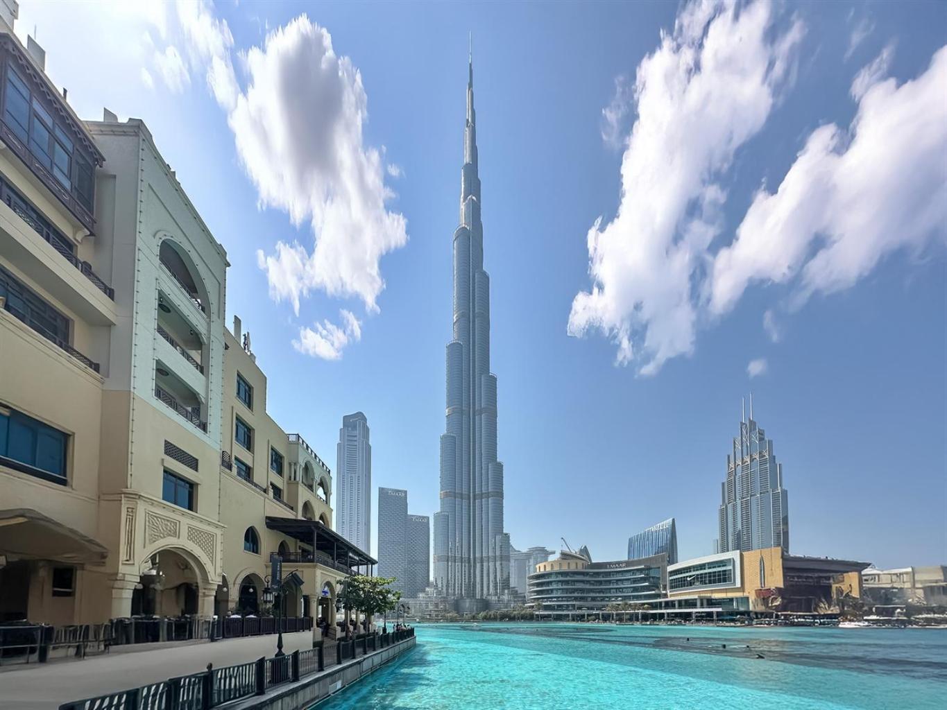 Trophy - Downtown Scape Views Dubai